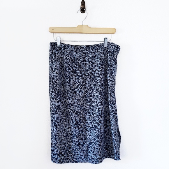 BCBG Max Azria Geometric Pattern Jersey Skirt - Picture 1 of 4